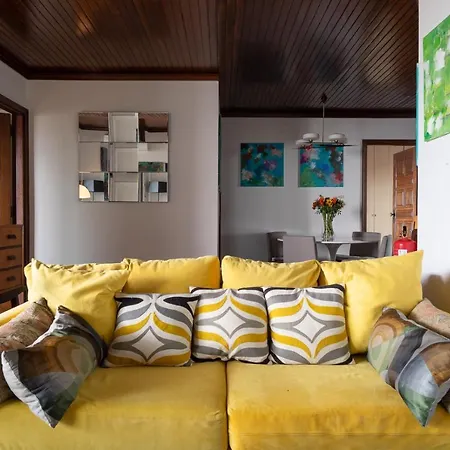 Atlantic Views Apartment